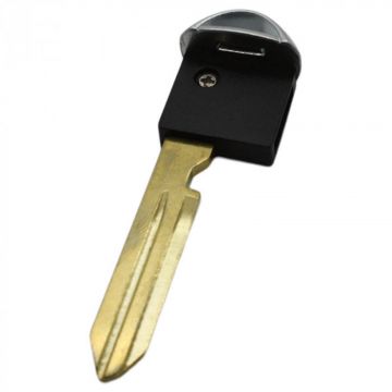 Infiniti emergency key - key blade point with notch left